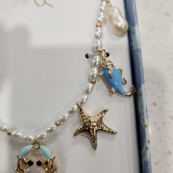 🔹️Piper K🔹️ gorgeous nautical charm 16" Sea necklace Sheahorse Star Shells ✨🦀 - Picture 2 of 7